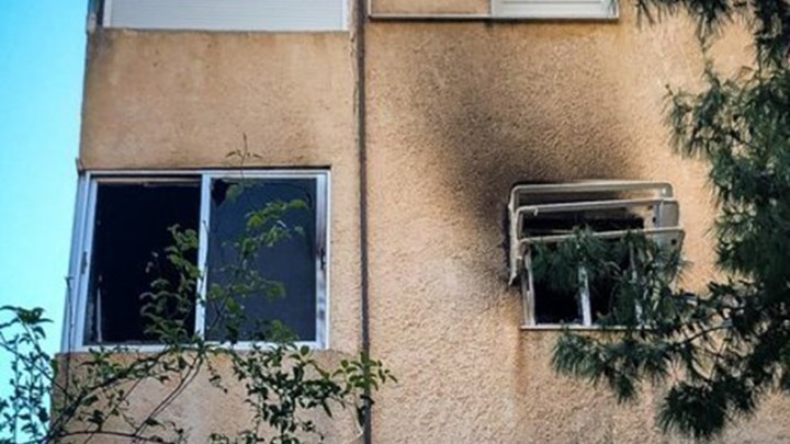 Στον ανακριτή η μητέρα του βρέφους που απανθρακώθηκε στη Βάρκιζα