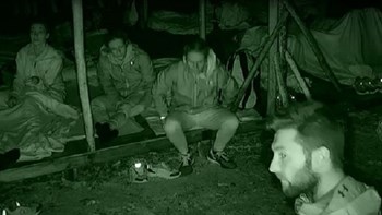 Survivor: Άγριος καβγάς στην καλύβα της ελληνικής ομάδας: «Κομμένη η πλάκα μαζί μου» – ΒΙΝΤΕΟ