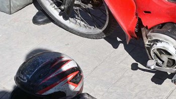 Τροχαίο στη Λάρισα με θύμα 30χρονο κούριερ – ΦΩΤΟ