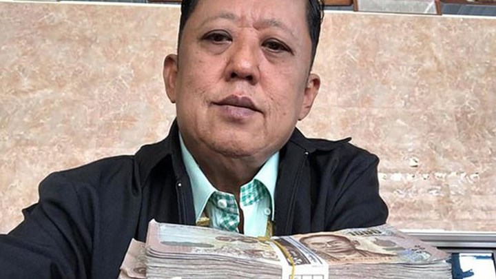 Έβαλε αγγελία για να βρει γαμπρό στην κόρη του – Δίνει 280.000 ευρώ και όλα του τα ακίνητα – ΦΩΤΟ