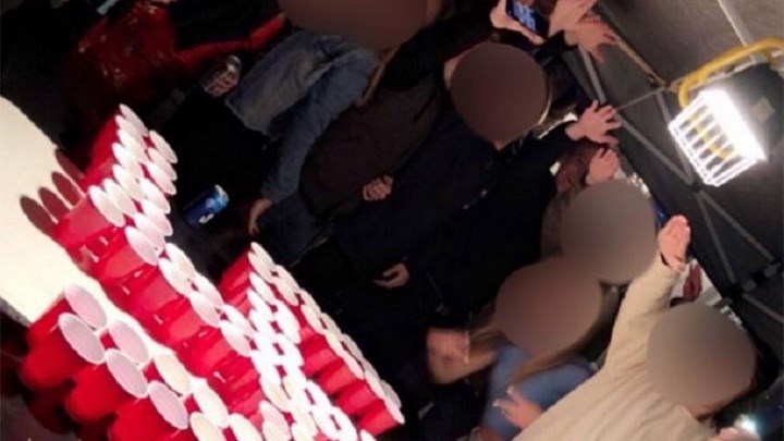 Εικόνες ντροπής – Μαθητές στις ΗΠΑ χαιρετούν ναζιστικά- ΦΩΤΟ ΒΙΝΤΕΟ