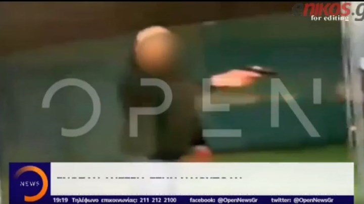 Καρέ καρέ η ένοπλη ληστεία σε κατάστημα ηλεκτρικών ειδών στην Ηλιούπολη – ΒΙΝΤΕΟ