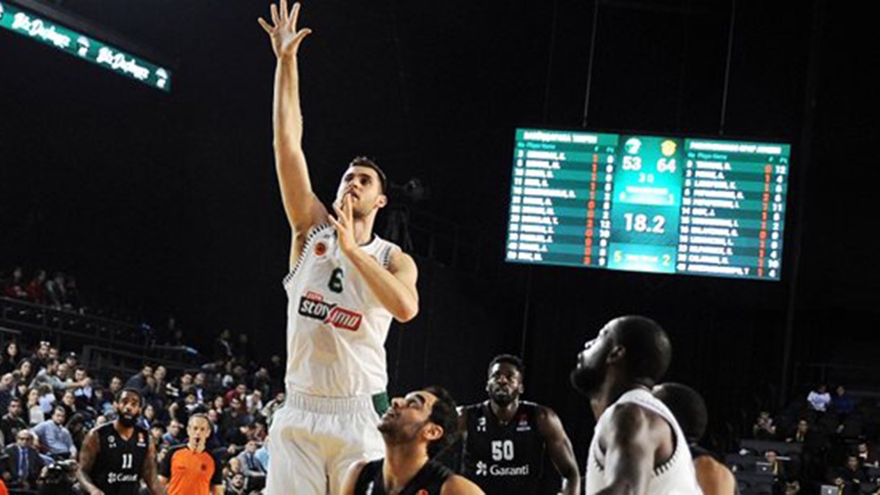 Ρεκόρ καριέρας σε τέσσερις κατηγορίες για τον Παπαγιάννη