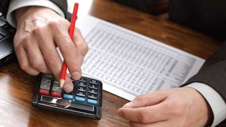 Τελευταία ευκαιρία οι 2+1 νέες ρυθμίσεις χρεών – Όλες οι αλλαγές στις δόσεις για φόρους, εισφορές, δάνεια