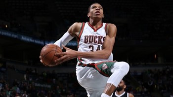 Νέα μεγάλη εμφάνιση Αντετοκούνμπο και νίκη για τους Μπακς – ΒΙΝΤΕΟ