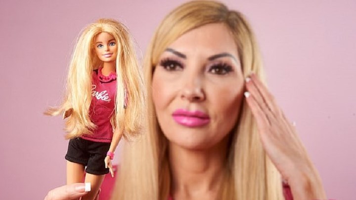 Έδωσε 33.000 ευρώ σε πλαστικές επεμβάσεις για να μοιάσει στην Μπάρμπι – ΦΩΤΟ