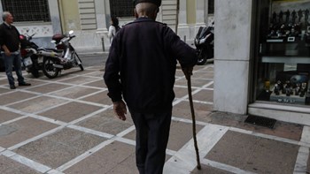 Συντάξεις Απριλίου: Ποια Ταμεία πληρώνουν πρώτα – Πότε θα καταβληθούν οι επικουρικές