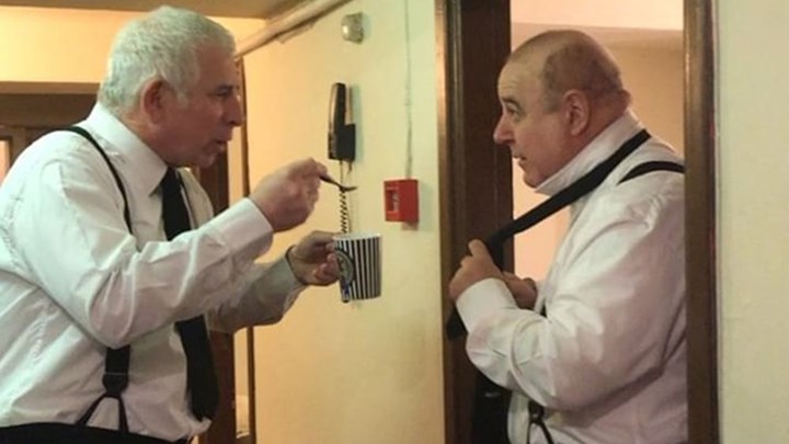 Ο Φιλιππίδης και ο Χαϊκάλης σατιρίζουν το Master Chef: «Εν κουλί αυτό»; – BINTEO