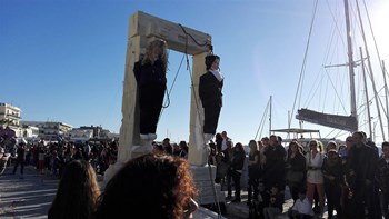 Κέφι, σάτιρα και πλήθος κόσμου στο Καρναβάλι της Νάξου – ΦΩΤΟ – ΒΙΝΤΕΟ