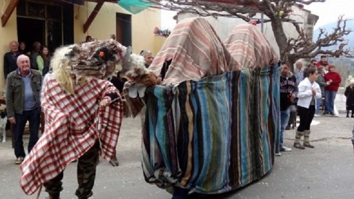 Το έθιμο της Καμήλας αναβιώνει στα Χανιά