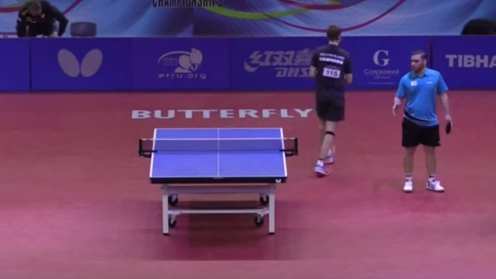 “Χρυσός” ο Σγουρόπουλος – Σάλος με τον Γερμανό αντίπαλό του που αρνήθηκε να δώσει το χέρι στον Έλληνα Πρωταθλητή – ΒΙΝΤΕΟ