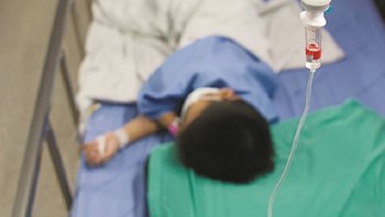 Αγωνία για το 2,5 ετών αγοράκι που κατάπιε χάπια αντί για… καραμέλες – Νοσηλεύεται σε κρίσιμη κατάσταση