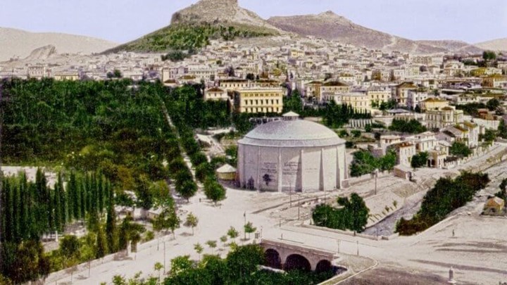 Telegraph: Ο Ιλισσός “αποκαλύπτεται” και η Αθήνα αλλάζει όψη – Το σχέδιο για πεζόδρομο από την Ακρόπολη