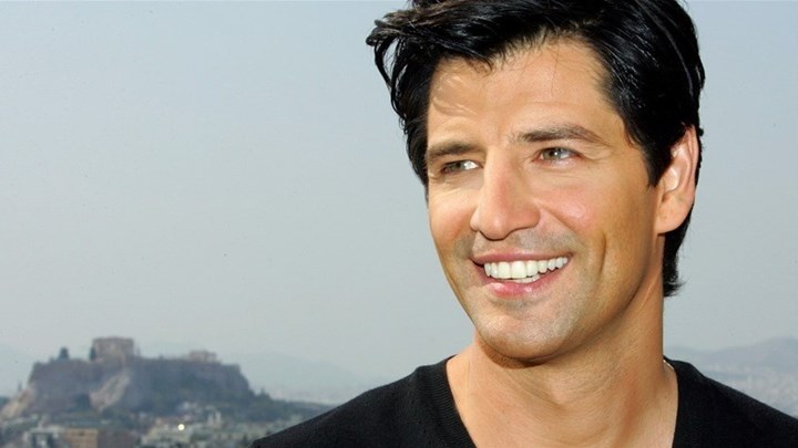 Φουντώνουν ξανά οι φήμες – Ο Σάκης Ρουβάς υποψήφιος στις ευρωεκλογές;