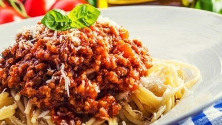 Ξεχάστε όσα ξέρατε για την μπολονέζ – Ο δήμαρχος της Μπολόνια κήρυξε τον πόλεμο στη διάσημη μακαρονάδα