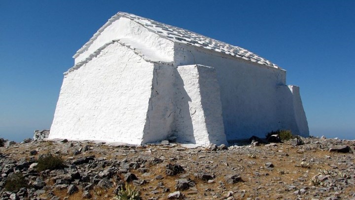 Βεβήλωσαν εικόνα σε ξωκλήσι της Σάμου – ΦΩΤΟ