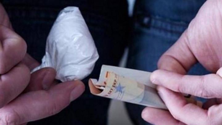 Έπιασαν γιατρό δημόσιας δομής για διακίνηση ναρκωτικών