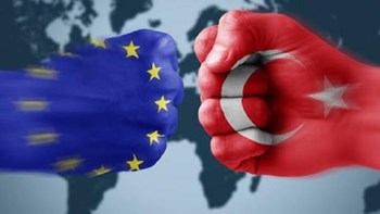 Η Άγκυρα καταδικάζει τη διακοπή των ενταξιακών διαπραγματεύσεων