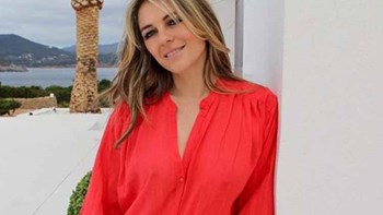 Κολάζει η Ελίζαμπεθ Χάρλεϊ – Ποζάρει με μπικίνι και “αναστατώνει” το Instagram – ΦΩΤΟ