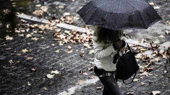 Χαλάει ο καιρός την Παρασκευή με καταιγίδες και ισχυρούς ανέμους