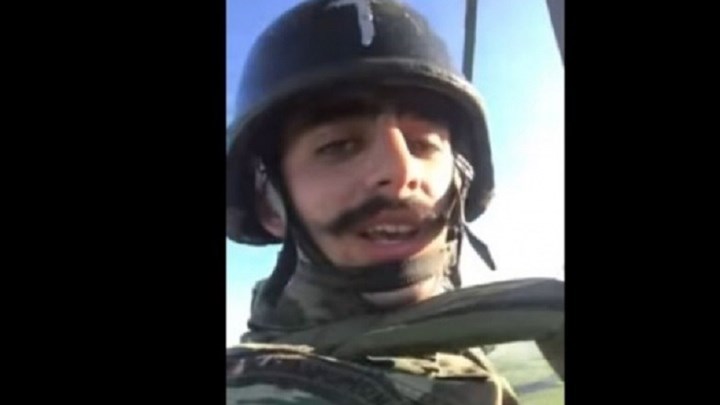 Αποβλήθηκε ο καταδρομέας που τραγούδησε το «Μακεδονία Ξακουστή»