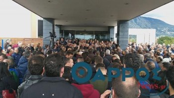 Νέα ένταση στο συνέδριο της ΓΣΕΕ στην Καλαμάτα – ΒΙΝΤΕΟ