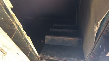 Μετέφερε παράνομα 13 αλλοδαπούς σε κρύπτη του φορτηγού του