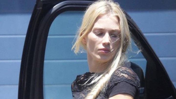 Συγκλονίζει η Βικτώρια Καρύδα: Οι φωτό από την περίοδο της εγκυμοσύνης της αγκαλιά με τον σύζυγό της