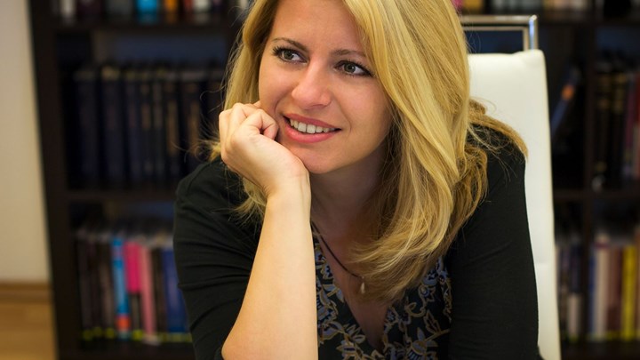 Ζουζάνα Τσαπούτοβα: Η ξανθιά δικηγόρος που “σάρωσε” στον πρώτο γύρο των προεδρικών εκλογών στη Σλοβακία