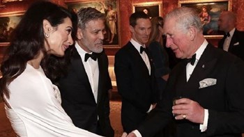 Στο πλευρό της Αμάλ Κλούνεϊ ο πρίγκιπας Κάρολος για τις γυναίκες – ΦΩΤΟ – ΒΙΝΤΕΟ