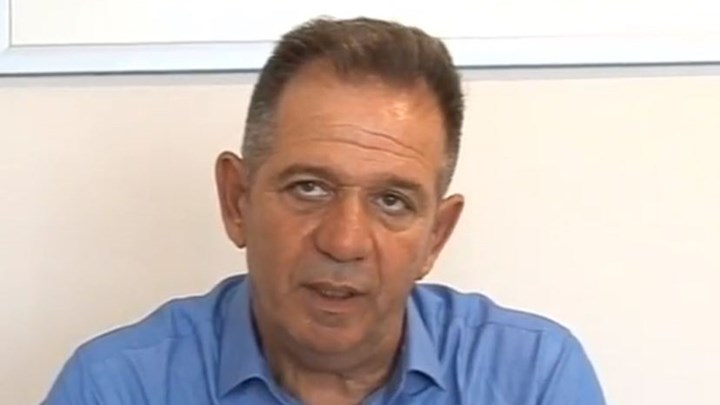 Έσπασαν την τζαμαρία στην κεντρική είσοδο της κατοικίας του βουλευτή Κοζάνης του ΣΥΡΙΖΑ Μίμη Δημητριάδη