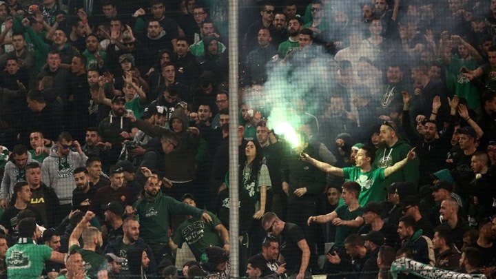 Επεισόδια έξω από το ΟΑΚΑ