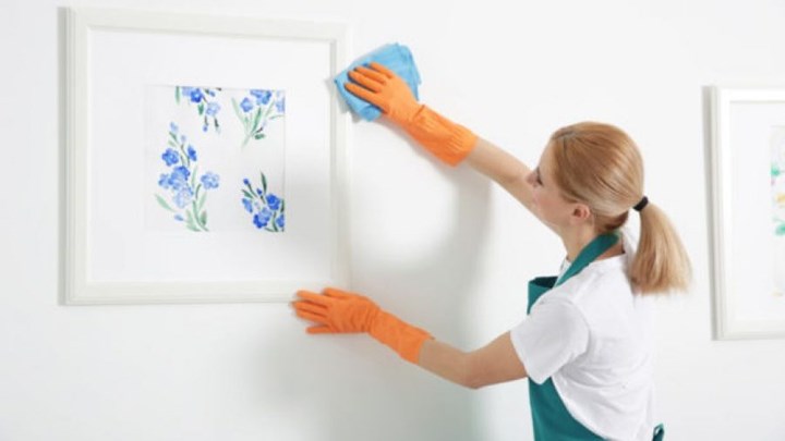 Έτσι θα εξαφανίσετε τις δαχτυλιές από τους τοίχους