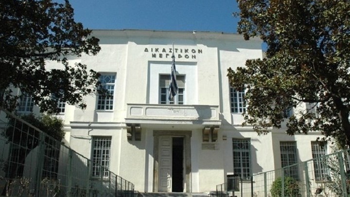 Κατήγγειλε μαστροπεία για να εκδικηθεί 19χρονη που δεν ενέδωσε στον έρωτά του