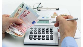 Ποιοι επαγγελματίες θα δουν αυξήσεις έως και 117% στις εισφορές – Τα νέα ποσά