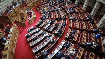 Κόντρα στη βουλή για τις εκλογικές τροπολογίες