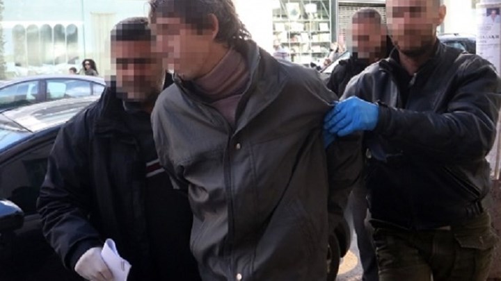 Ένοχος ο 35χρονος πατροκτόνος της Κρήτης – Επιστρέφει στο σπίτι του