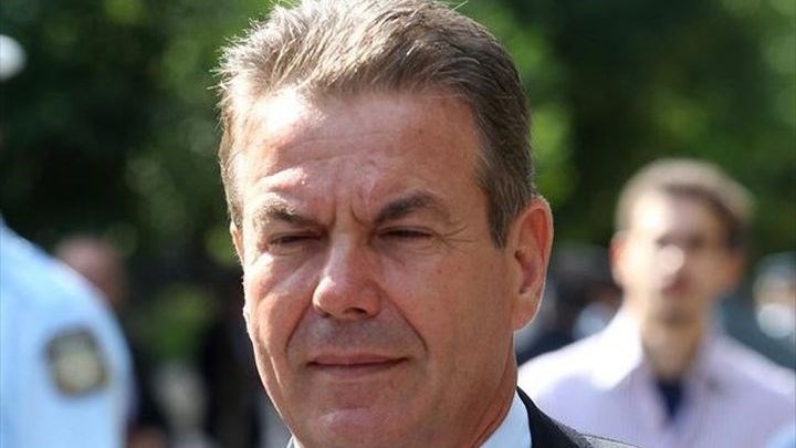 Πετρόπουλος: Θα δώσουμε αυτά που μπορούμε και χωρίς δικαστικές αποφάσεις