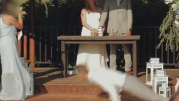 Πανικός σε γαμήλια τελετή: Ο κουμπάρος λιποθύμησε την ώρα του μυστήριου – ΒΙΝΤΕΟ