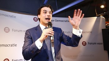 Tην θεαματική είσοδο του ακροδεξιού FvD στην ολλανδική Γερουσία υποδεικνύει πρόσφατη δημοσκόπηση