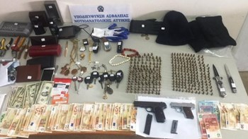 Βαριές ποινές για τους ληστές που σιδέρωναν τα θύματά τους – ΒΙΝΤΕΟ