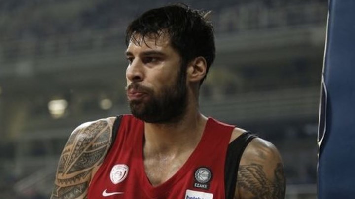 Δύσκολες ώρες για τον Γιώργο Πρίντεζη