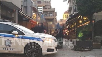 Άγριο ξύλο στο κέντρο του Βόλου