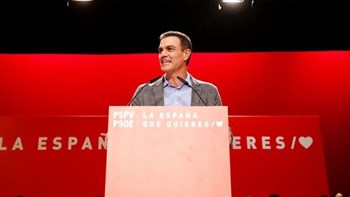 Προβάδισμα για τους Σοσιαλιστές σύμφωνα με δημοσκόπηση στην Ισπανία
