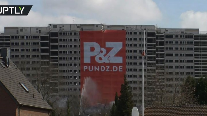 Εντυπωσιακό βίντεο από την ελεγχόμενη έκρηξη στον «Λευκό Γίγαντα» του Ντούισμπουργκ