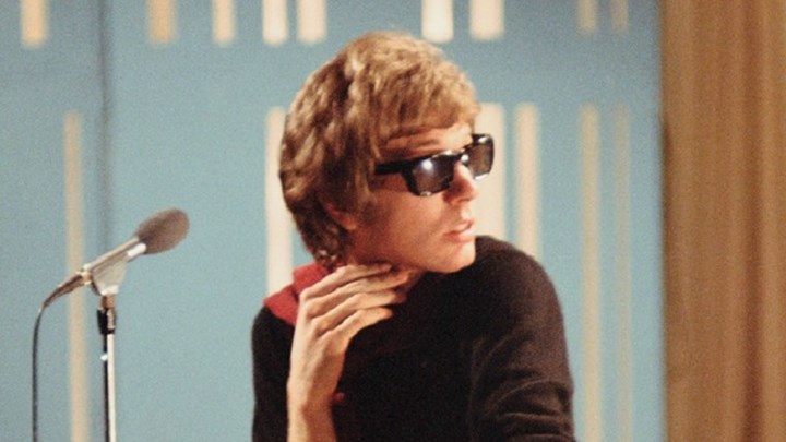 Πέθανε ο τραγουδοποιός Σκοτ Ουόλκερ – ΒΙΝΤΕΟ