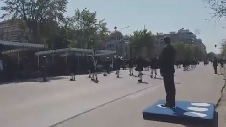 Με το “Μακεδονία Ξακουστή” ξεκίνησε η παρέλαση στη Θεσσαλονίκη – ΦΩΤΟ