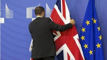 Η Κομισιόν ανακοίνωσε ότι ολοκλήρωσε την προετοιμασία της για την αποχώρηση της Βρετανίας χωρίς συμφωνία