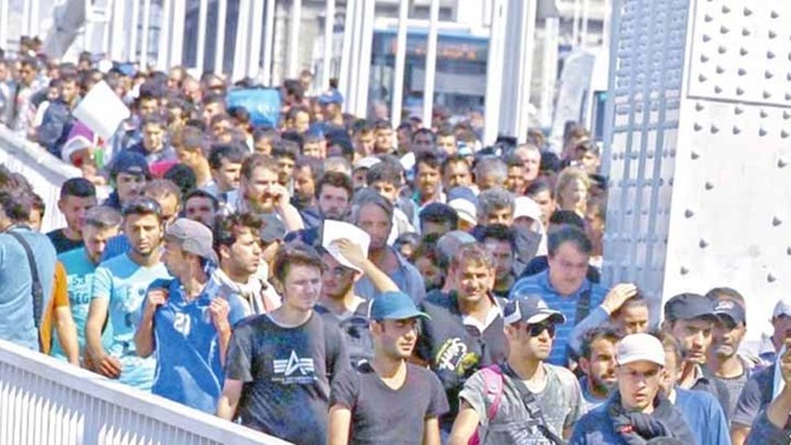 Ύποπτες κινήσεις από ΜΚΟ στην Τουρκία που κατευθύνει προς τον Έβρο 40.000 πρόσφυγες