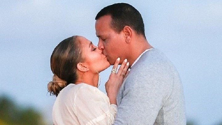 Νέες καταγγελίες ότι ο αρραβωνιαστικός της JLo την απατά – Αυτή είναι η πέτρα του σκανδάλου – ΦΩΤΟ